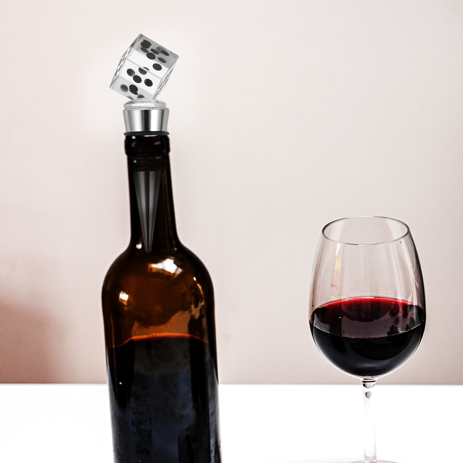 透明なワインボトルストッパー、気密性があり鮮度を保ち、ミニマ - Wine Bottle Size のレビューと価格